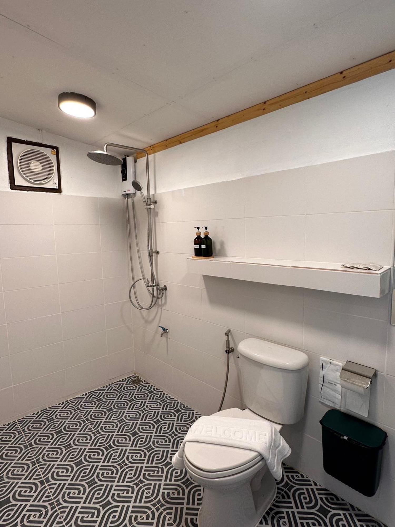Luxe Nan Home Ban Fai Kaeo Exterior photo